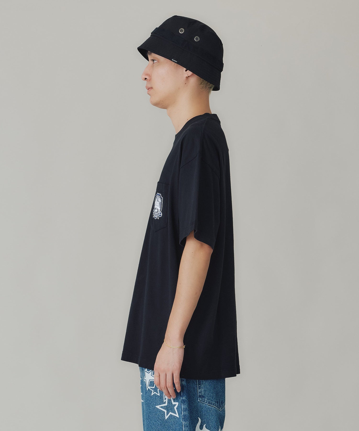 เสื้อยืดแขนสั้น Xlarge รุ่น EMBLEM S/S POCKET TEE