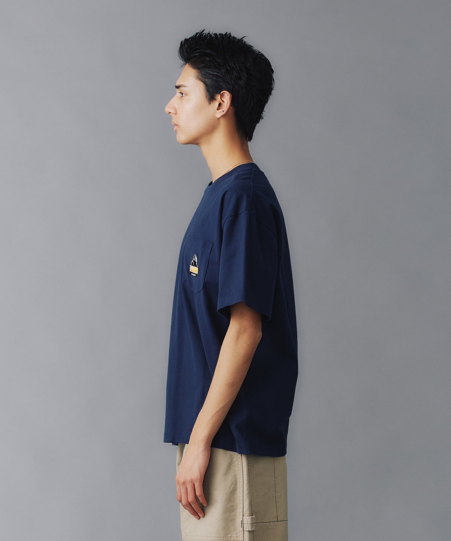 เสื้อยืดแขนสั้น XLARGE รุ่น SLANTED OG S/S POCKET TEE