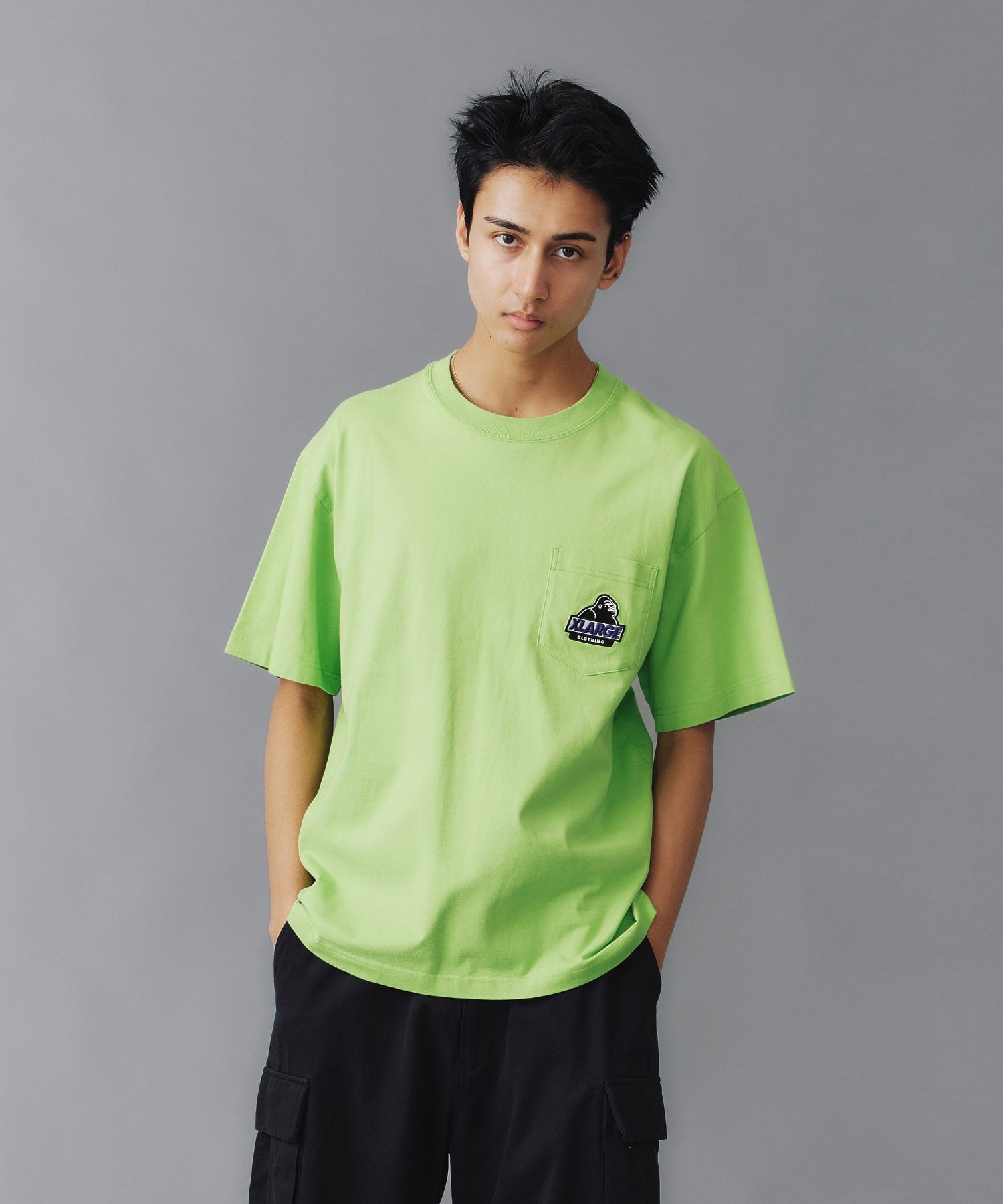 เสื้อยืดแขนสั้น XLARGE รุ่น SLANTED OG S/S POCKET TEE