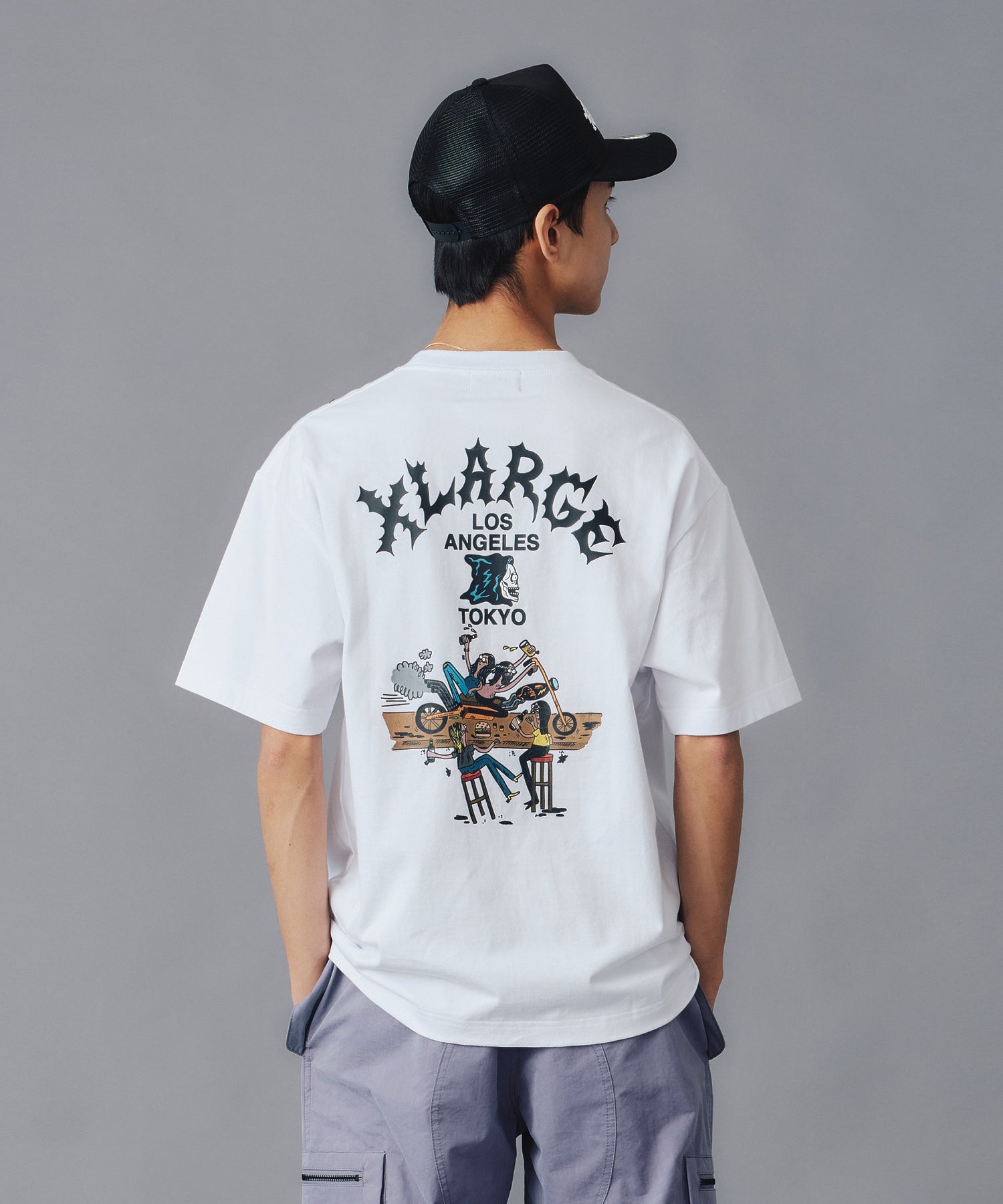 เสื้อยืดแขนสั้น XLARGE รุ่น HANG OUT S/S POCKET TEE