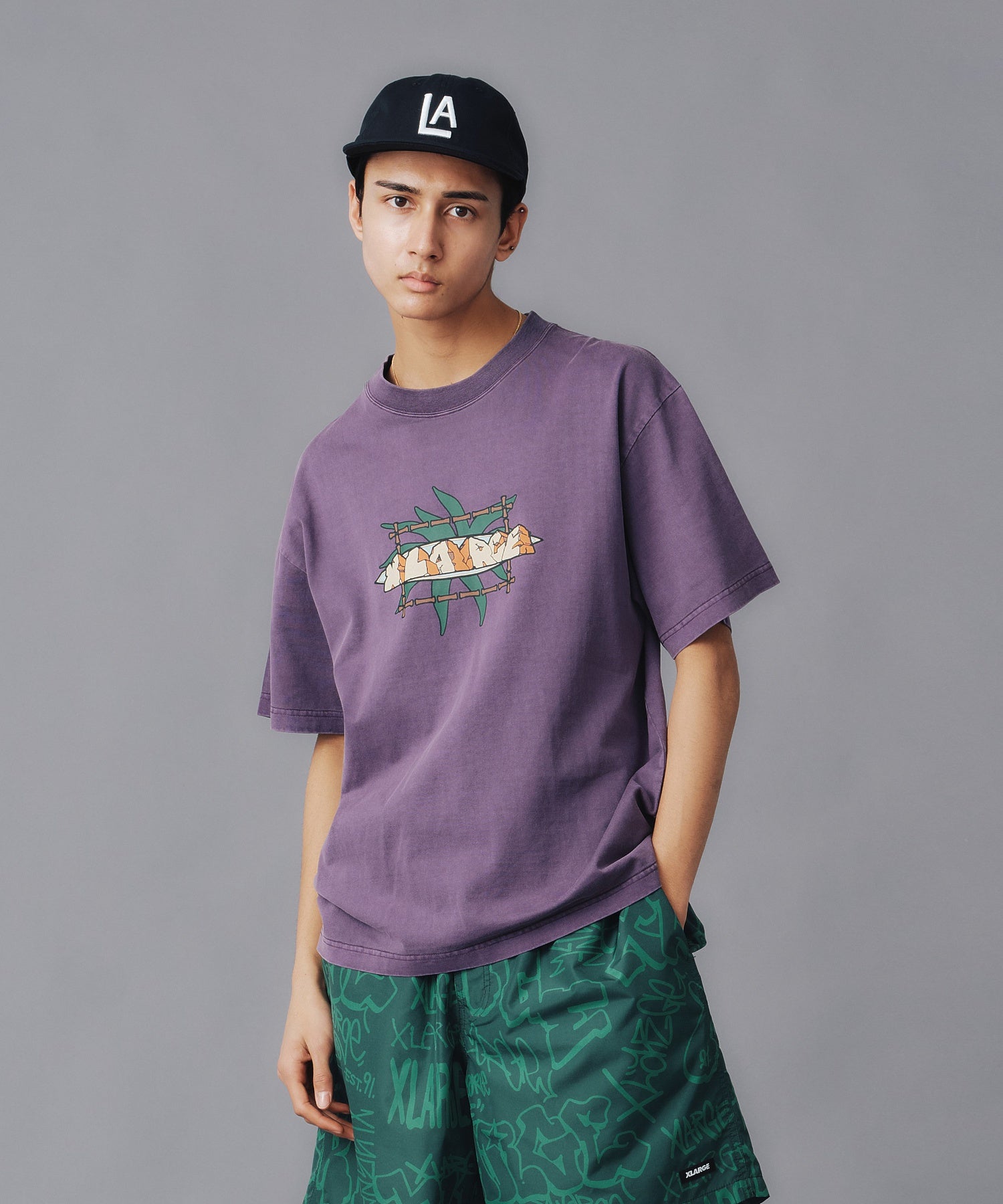 เสื้อยืดแขนสั้น XLARGE รุ่น PIGMENT DYED STONE MONUMENT S/S TEE