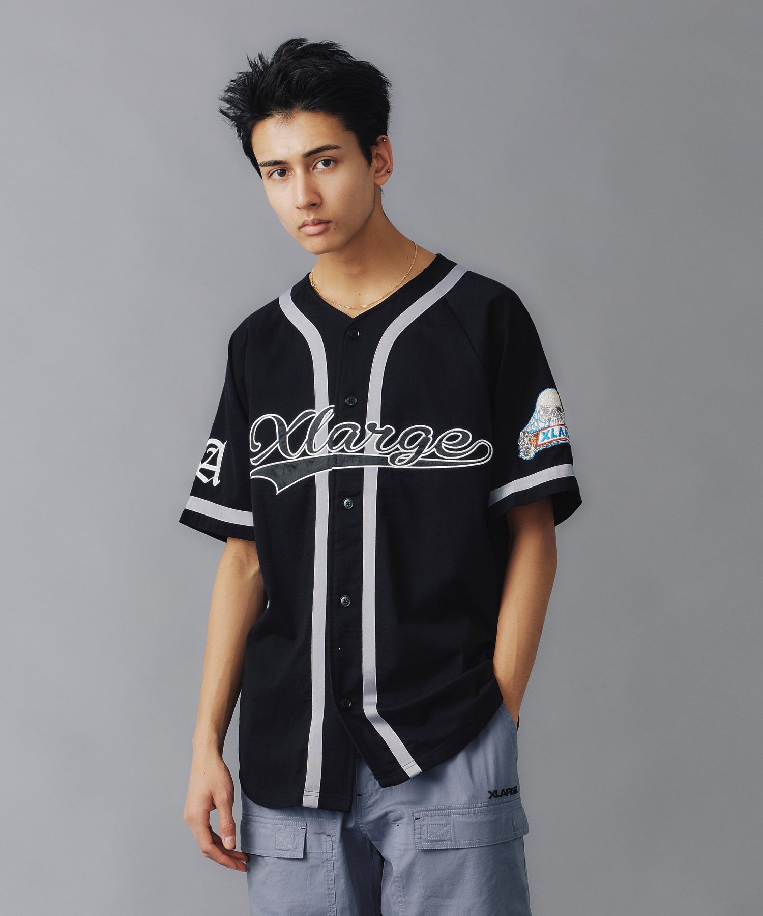 เสื้อเชิ้ต XLARGE รุ่น EMBROIDERED BASEBALL SHIRT