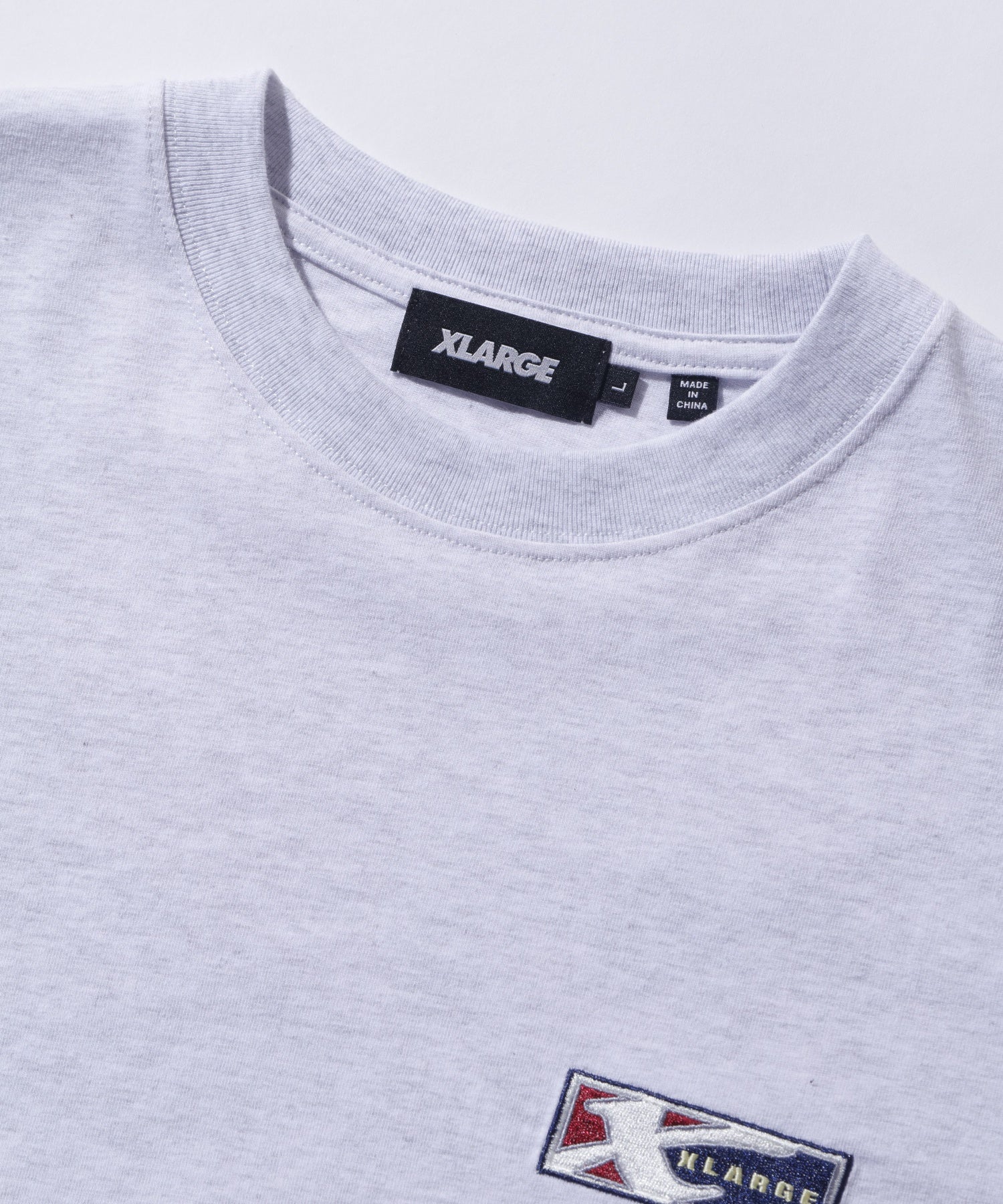 เสื้อยืดแขนสั้น XLARGE รุ่น Athletic Logo S/S Tee