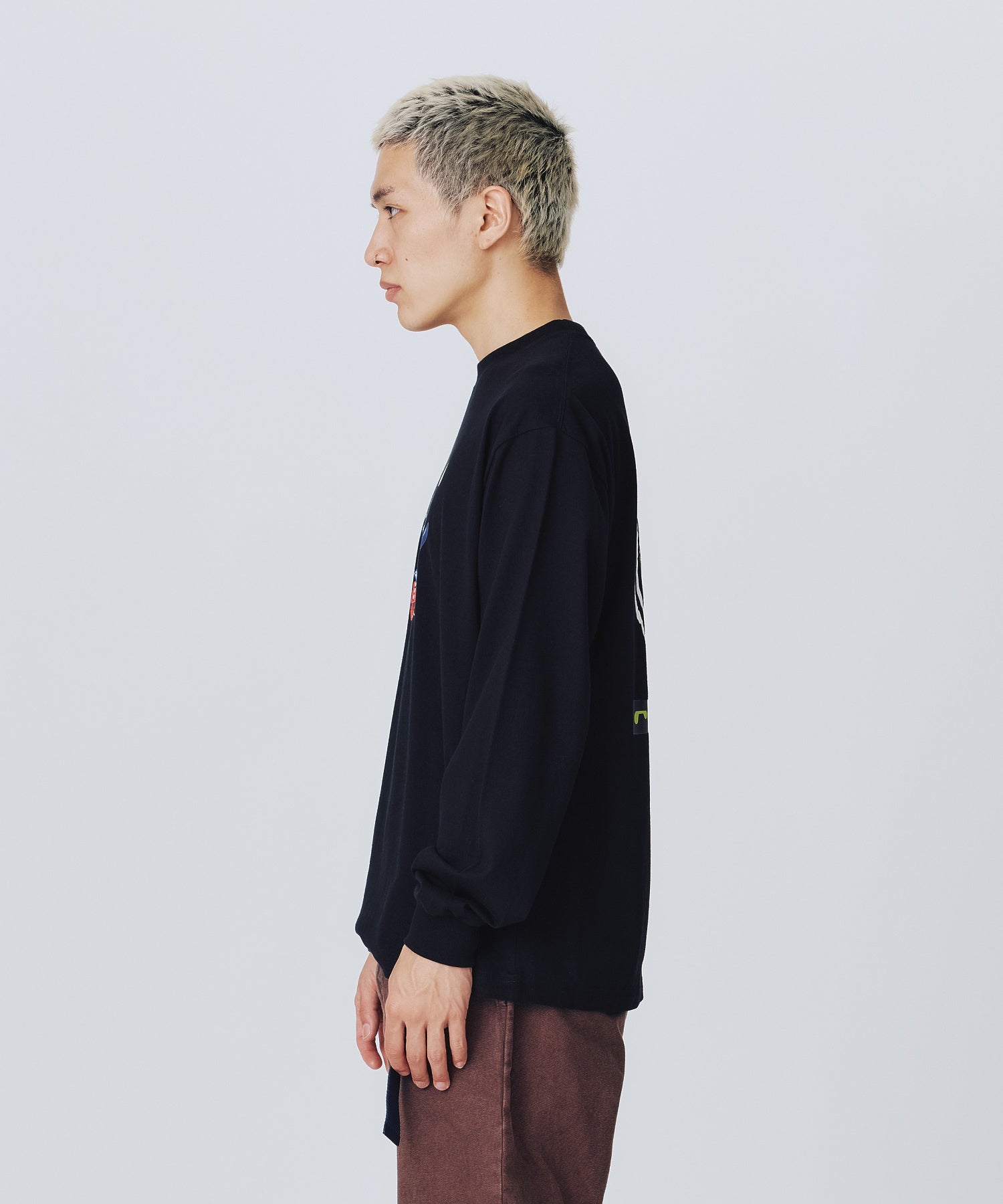 เสื้อยืดแขนยาว XLARGE รุ่น Research L/S Top