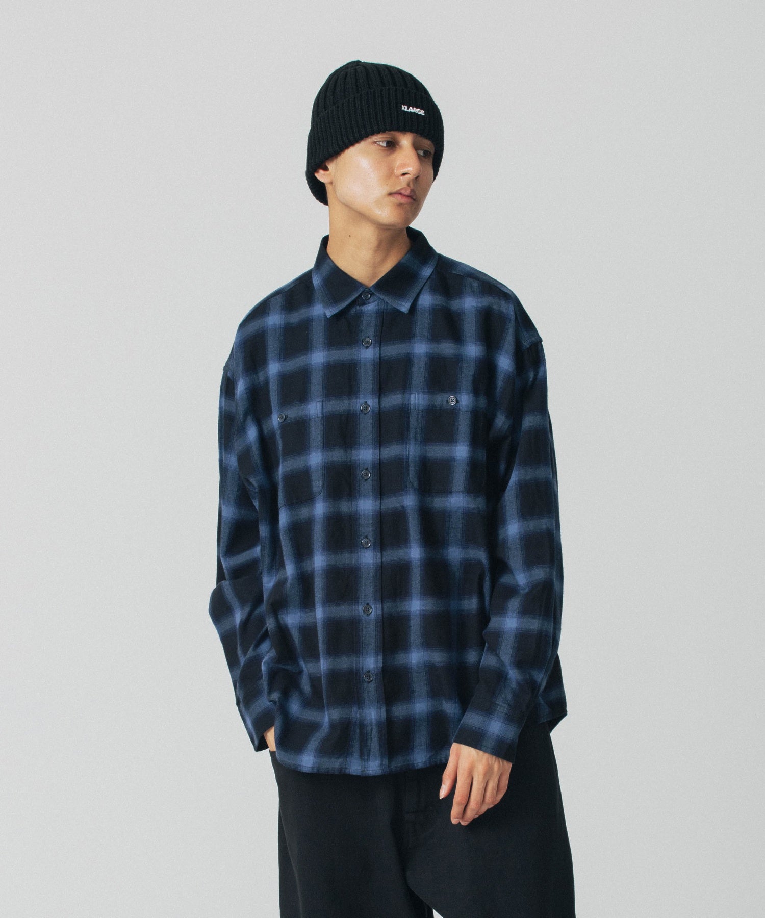 เสื้อเชิ้ตแขนยาว XLARGE รุ่น Old English L/S Flannel Shirt