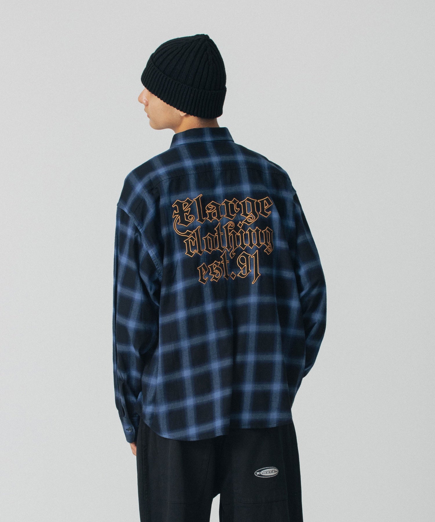 เสื้อเชิ้ตแขนยาว XLARGE รุ่น Old English L/S Flannel Shirt