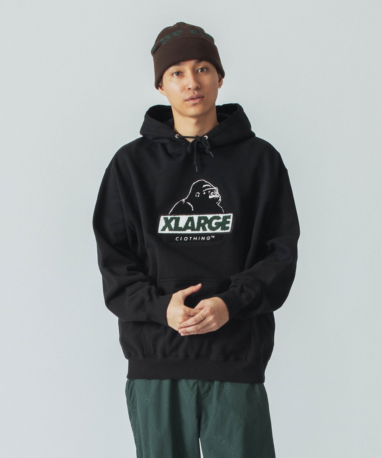 เสื้อฮู้ด XLARGE รุ่น Slanted OG Hooded Sweatshirt