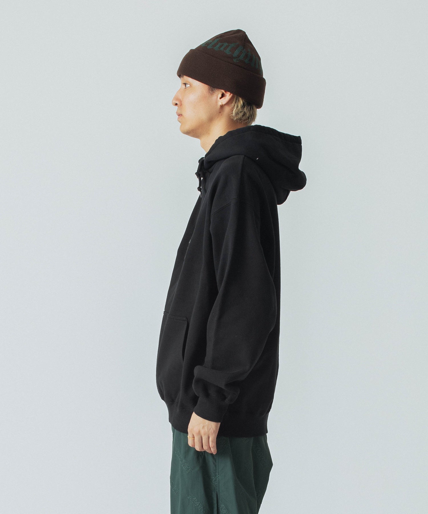 เสื้อฮู้ด XLARGE รุ่น Slanted OG Hooded Sweatshirt