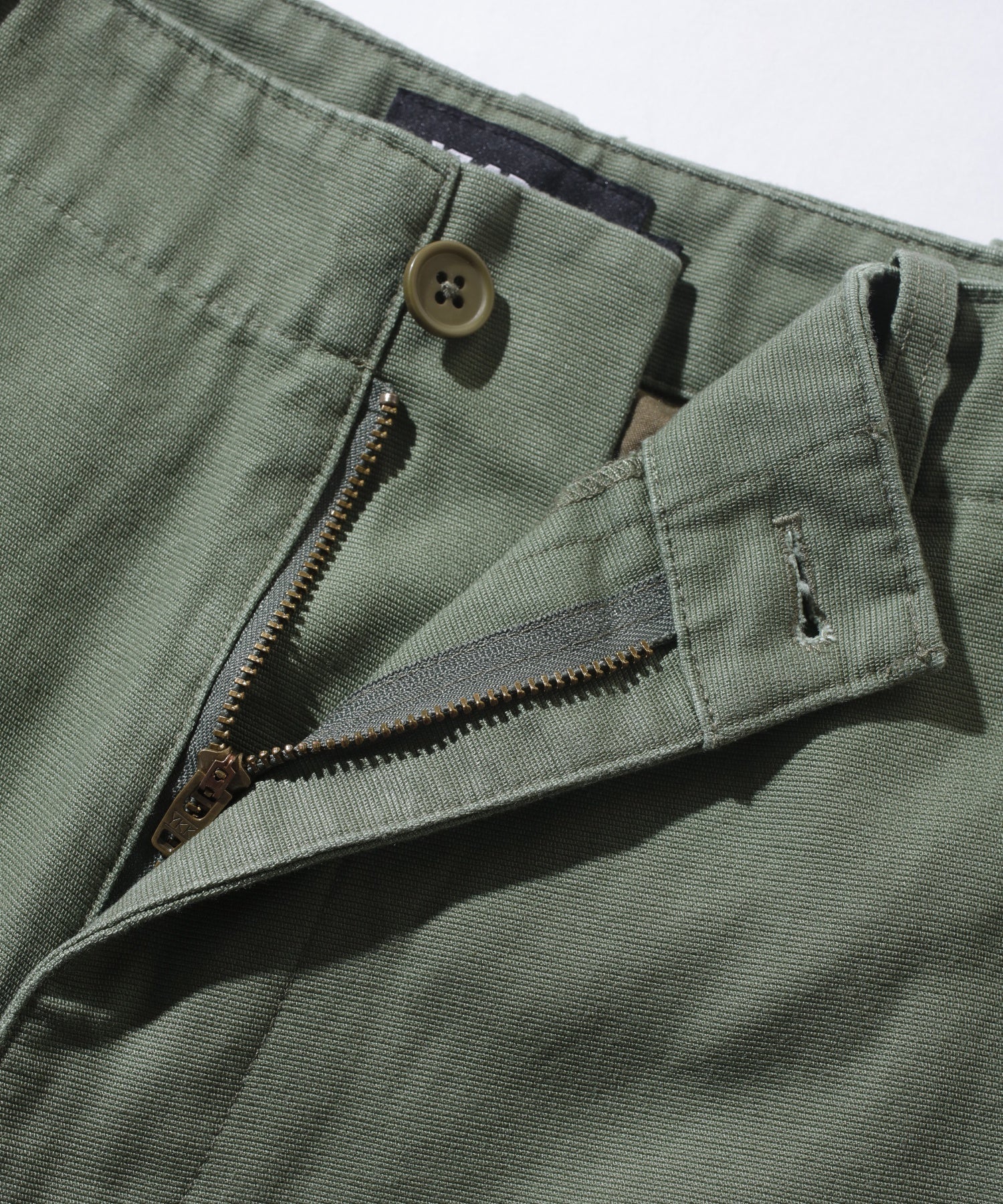 กางเกงคาร์โก้ XLARGE รุ่น Zip Cargo Pants