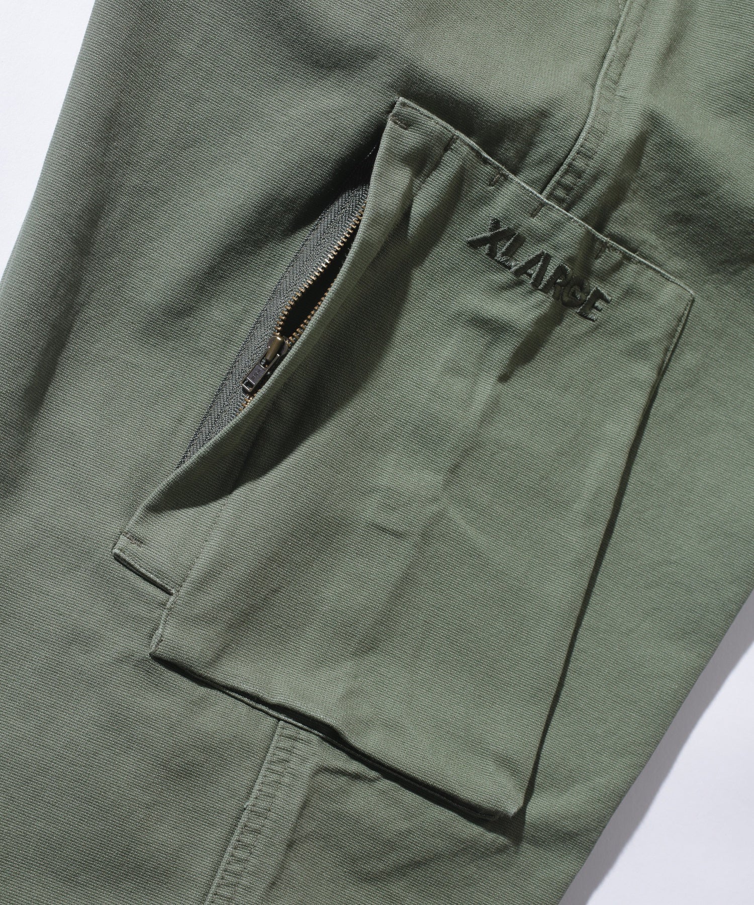 กางเกงคาร์โก้ XLARGE รุ่น Zip Cargo Pants