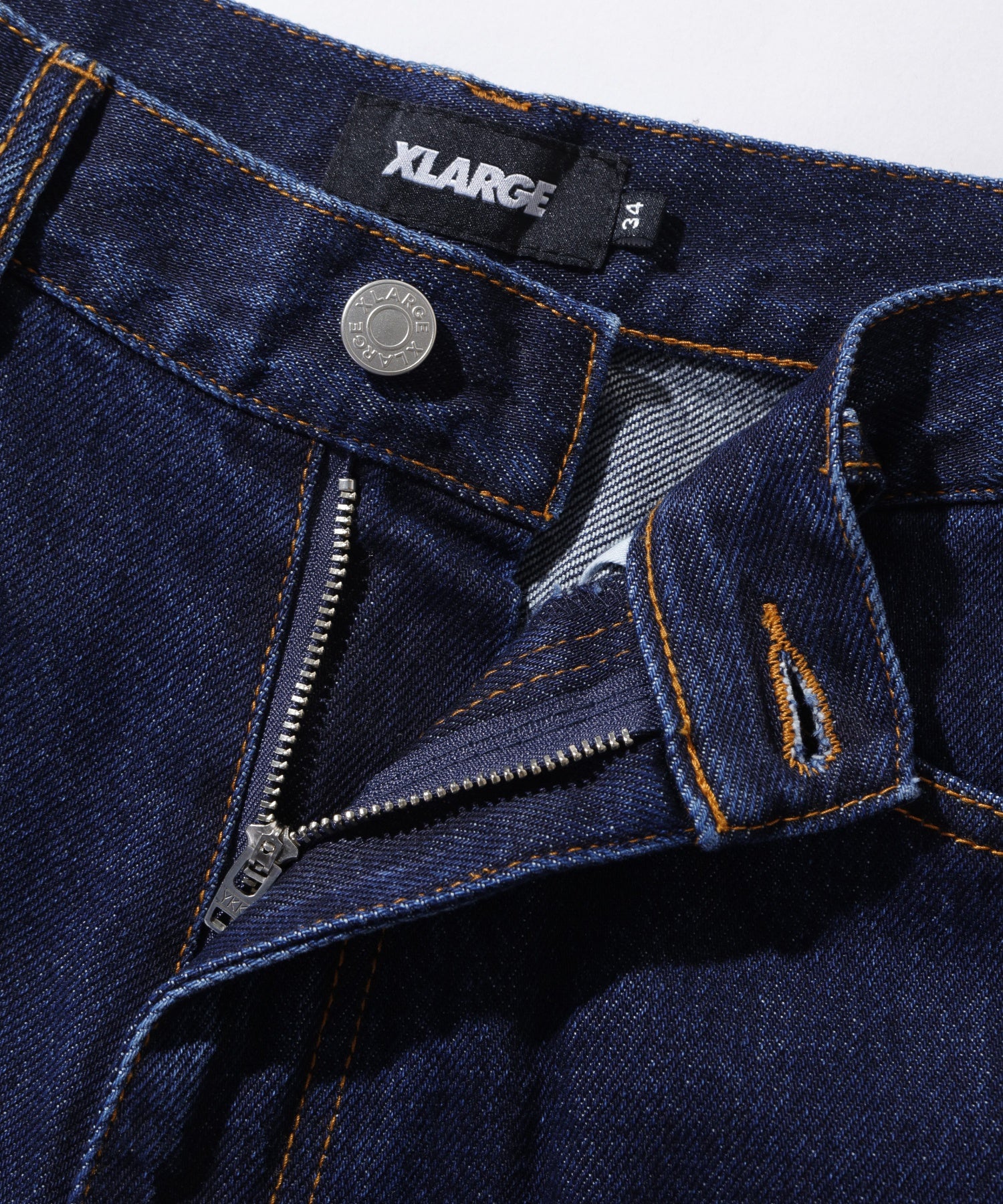 กางเกงยีนส์ผ้าเดนิม Xlarge รุ่น Patched Denim Pants