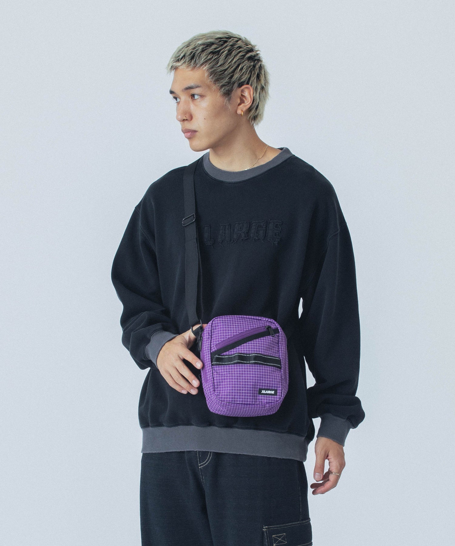 กระเป๋า XLARGE รุ่น  Ripstop Square Shoulder Bag