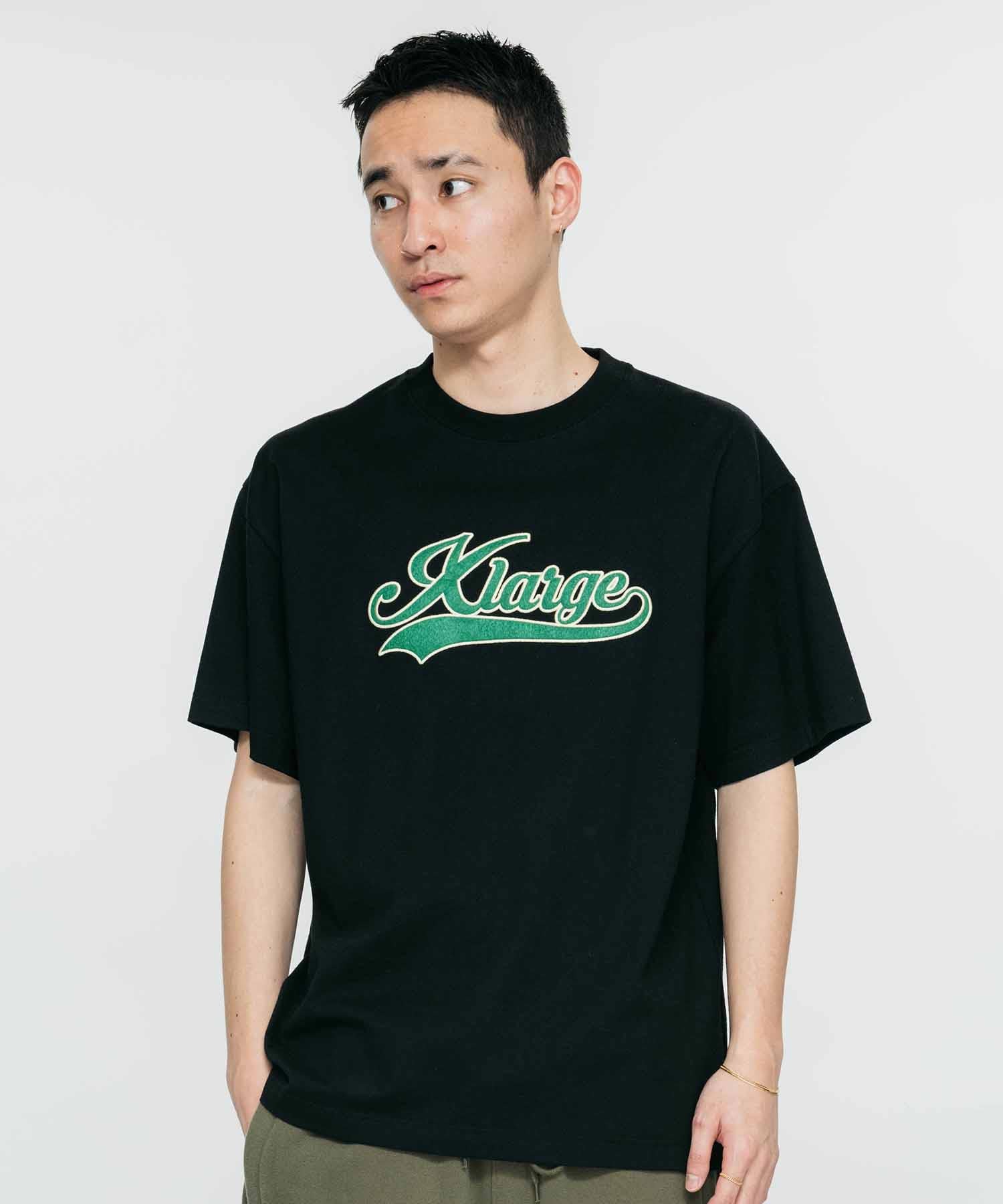 เสื้อยืดแขนสั้น XLARGE รุ่น Varsity Logo S/S Tee